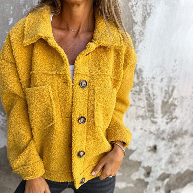 Alizée | Snug Buttoned Jacket